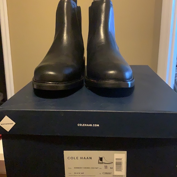 New Colehaan Boots - Picture 2 of 3